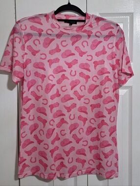 Merigold Kiss Pink Western Graphic Mesh Tee